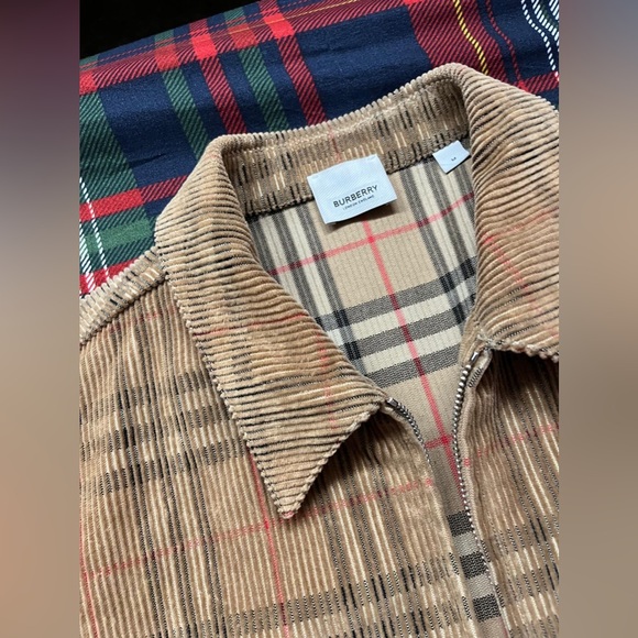 NWOT Burberry signature plaid corduroy oversized jacket - Picture 2 of 5